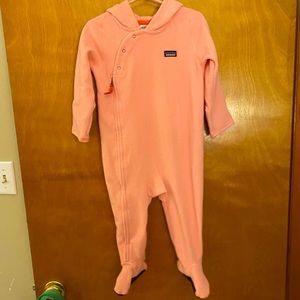 Patagonia baby fleece footed bunting